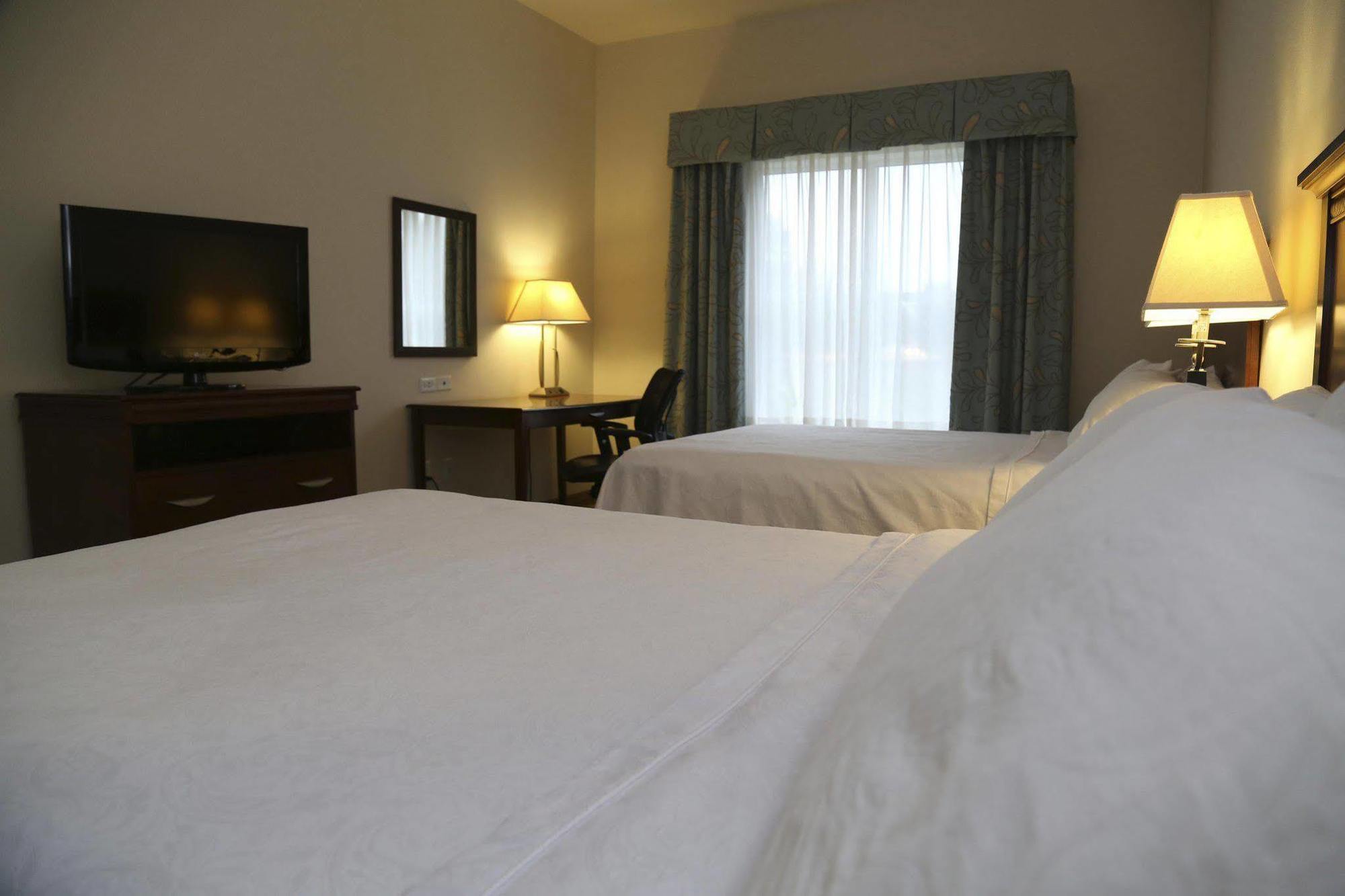 โฮมวู้ด สวีท บาย ฮิลตัน วิลมิงตัน เมย์แฟร์ Hotel ภายนอก รูปภาพ