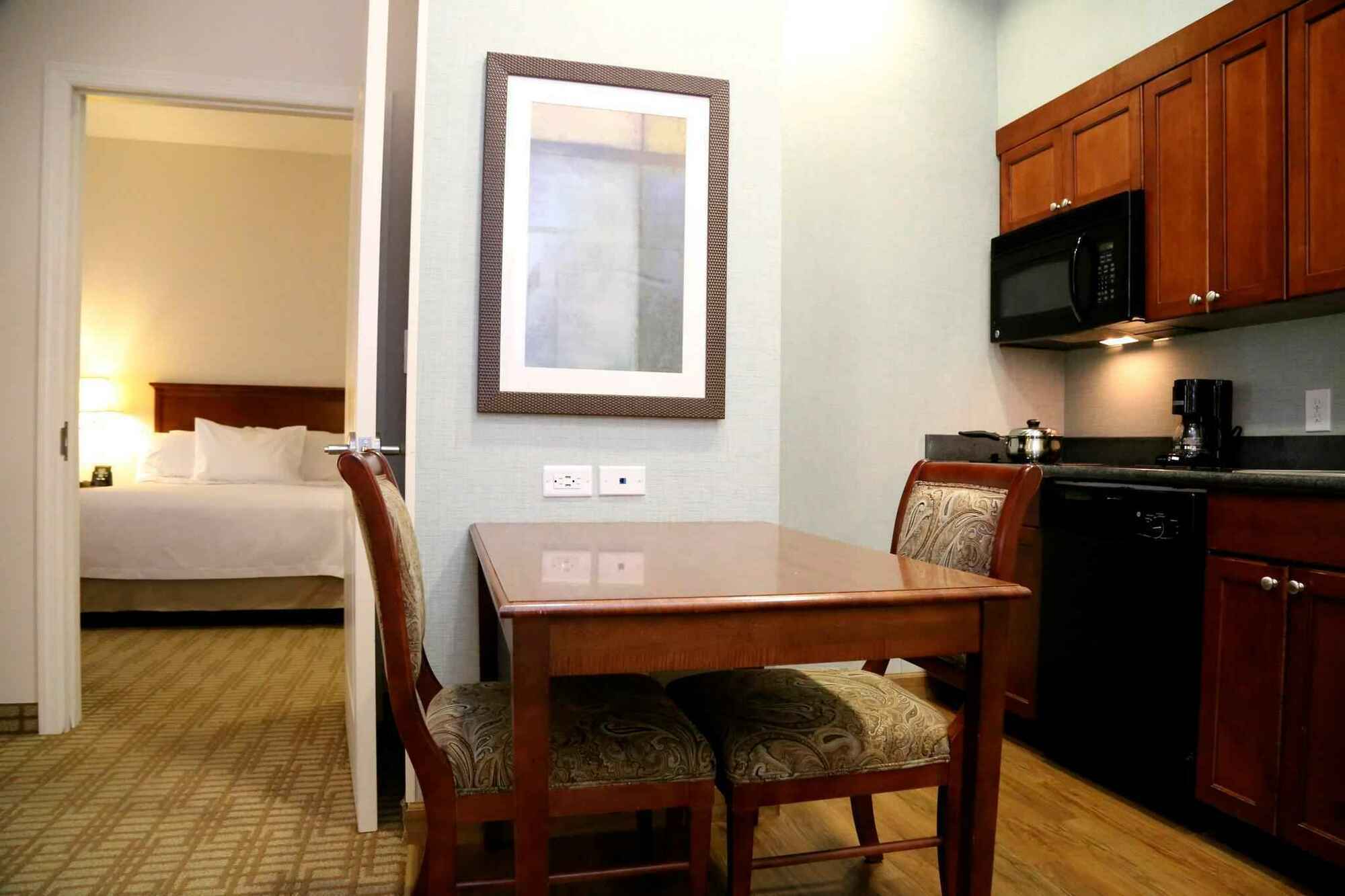 โฮมวู้ด สวีท บาย ฮิลตัน วิลมิงตัน เมย์แฟร์ Hotel ภายนอก รูปภาพ