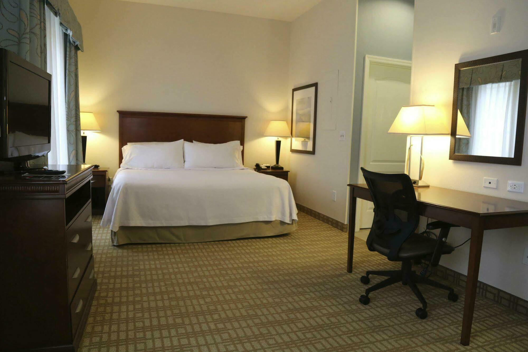 โฮมวู้ด สวีท บาย ฮิลตัน วิลมิงตัน เมย์แฟร์ Hotel ภายนอก รูปภาพ